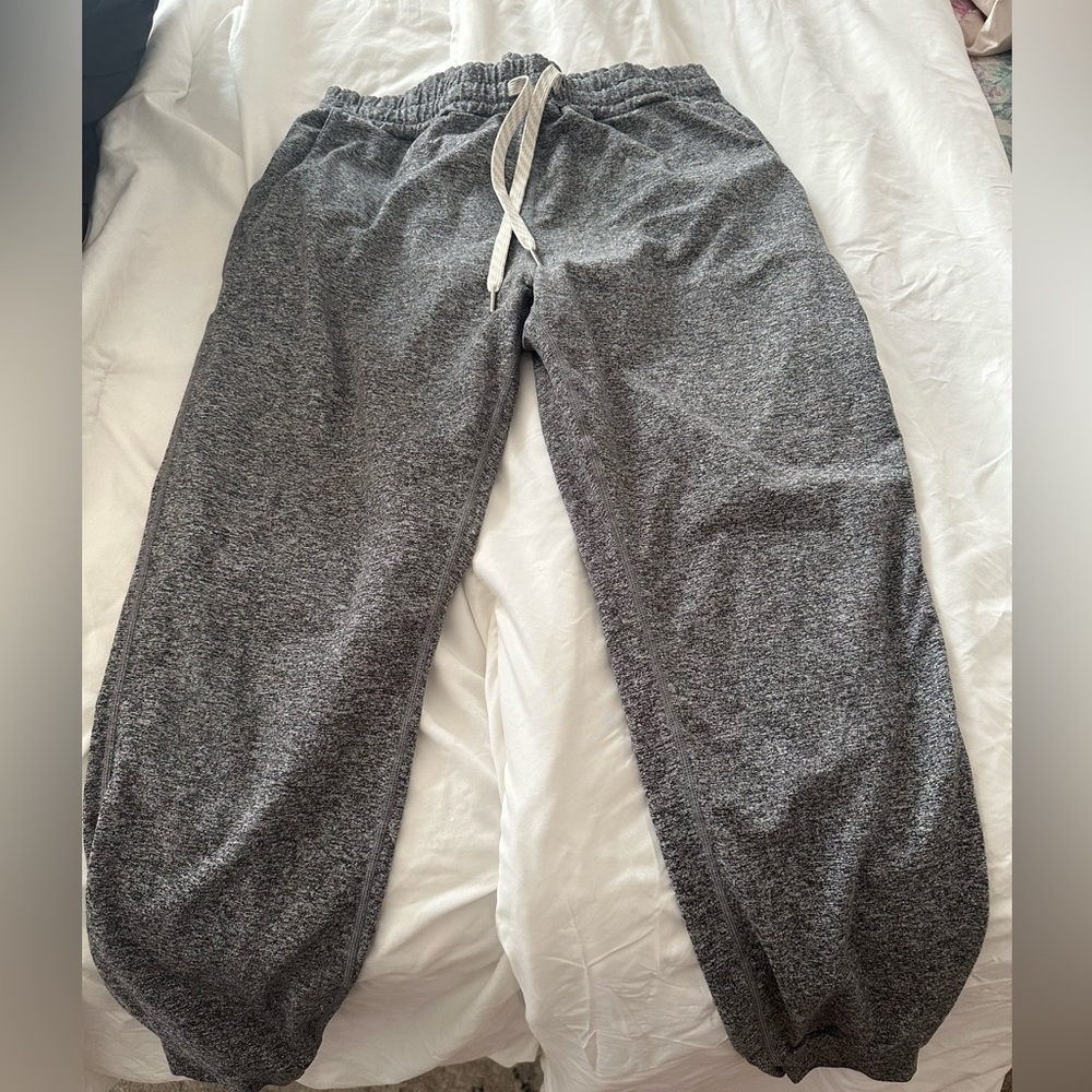 Vuori joggers
